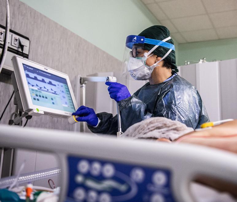 Un paziente Covid in terapia intensiva