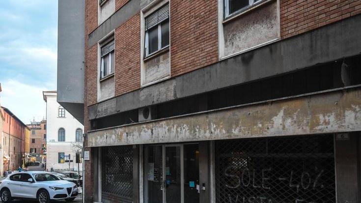 Nuovo supermercato Carrefour, il taglio del nastro slitta a settembre