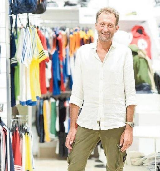 Milani apre sul viale Pacini: «Questa zona diventerà un centro commerciale all’aperto» 