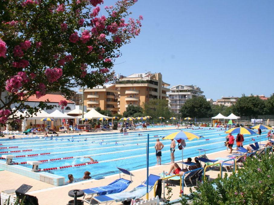 Tutti in piscina, riapre Lu Fangazzu 