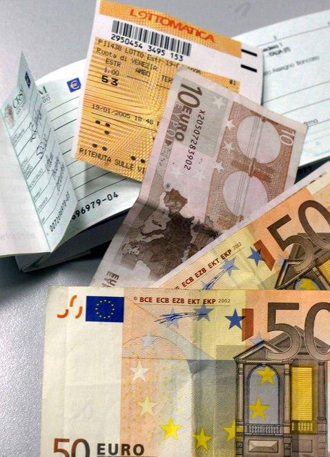 "Ha svuotato il conto dell'amica, spariti 109mila euro", chi è il poliziotto finito a processo