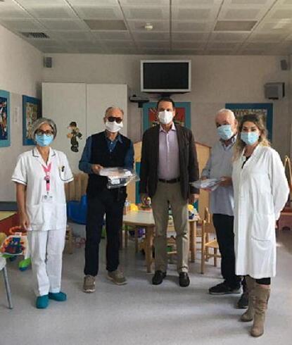 Coperte per neonati donate al San Giuseppe