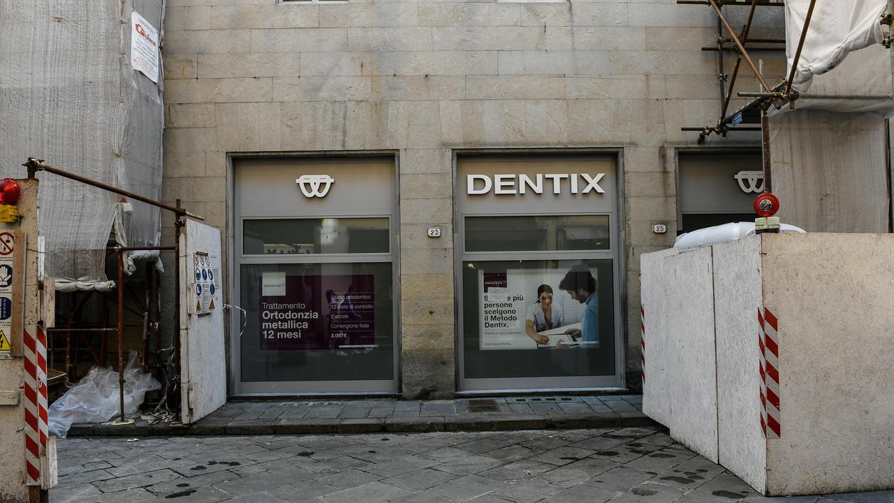 Crac Dentix: debiti e buchi già un anno fa, la finanza sapeva della crisi