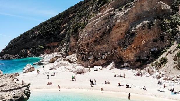 Cala Mariolu, Baunei (foto @giusicasada)