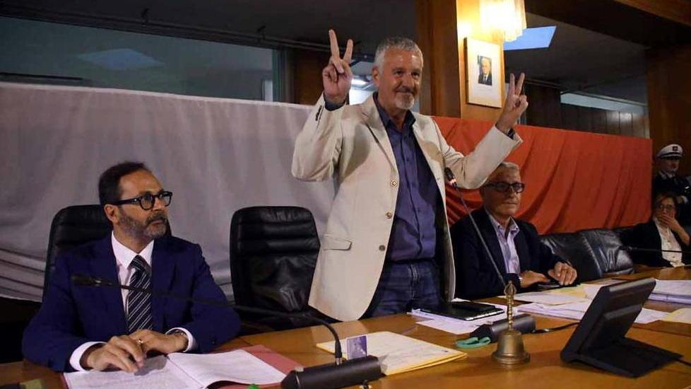 «Ero al confine della spiaggia Questa è diffamazione»