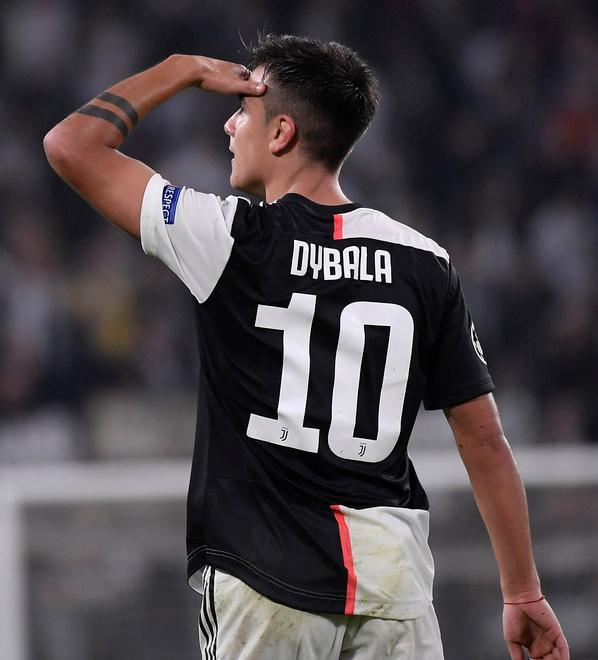 Dybala ci mette il pepe «Rinnovo, tutto tace» Paura per Castillejo: rapinato con la pistola 