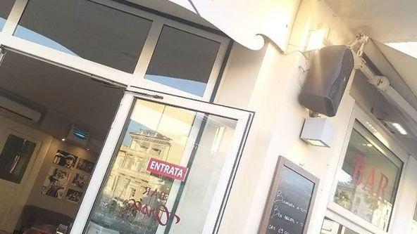 Centinaia di locali chiedono più spazio sulla strada per poter ripartire
