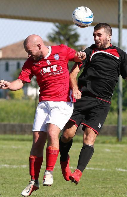 Aretusi e una vita spesa per il pallone «Campo e scrivania, impegno totale» 