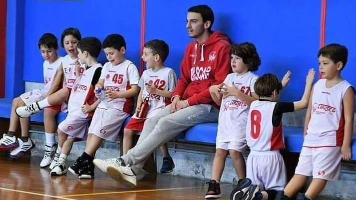 Etrusca Basket San Miniato «Troppi protocolli, inutile rientrare in questa stagione»