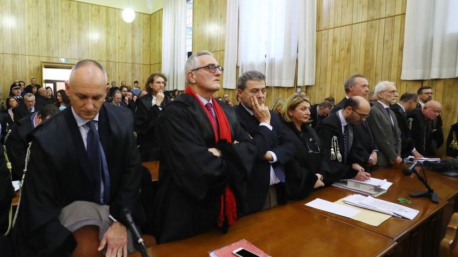 Nove imputati in appello per il crack della Carife
