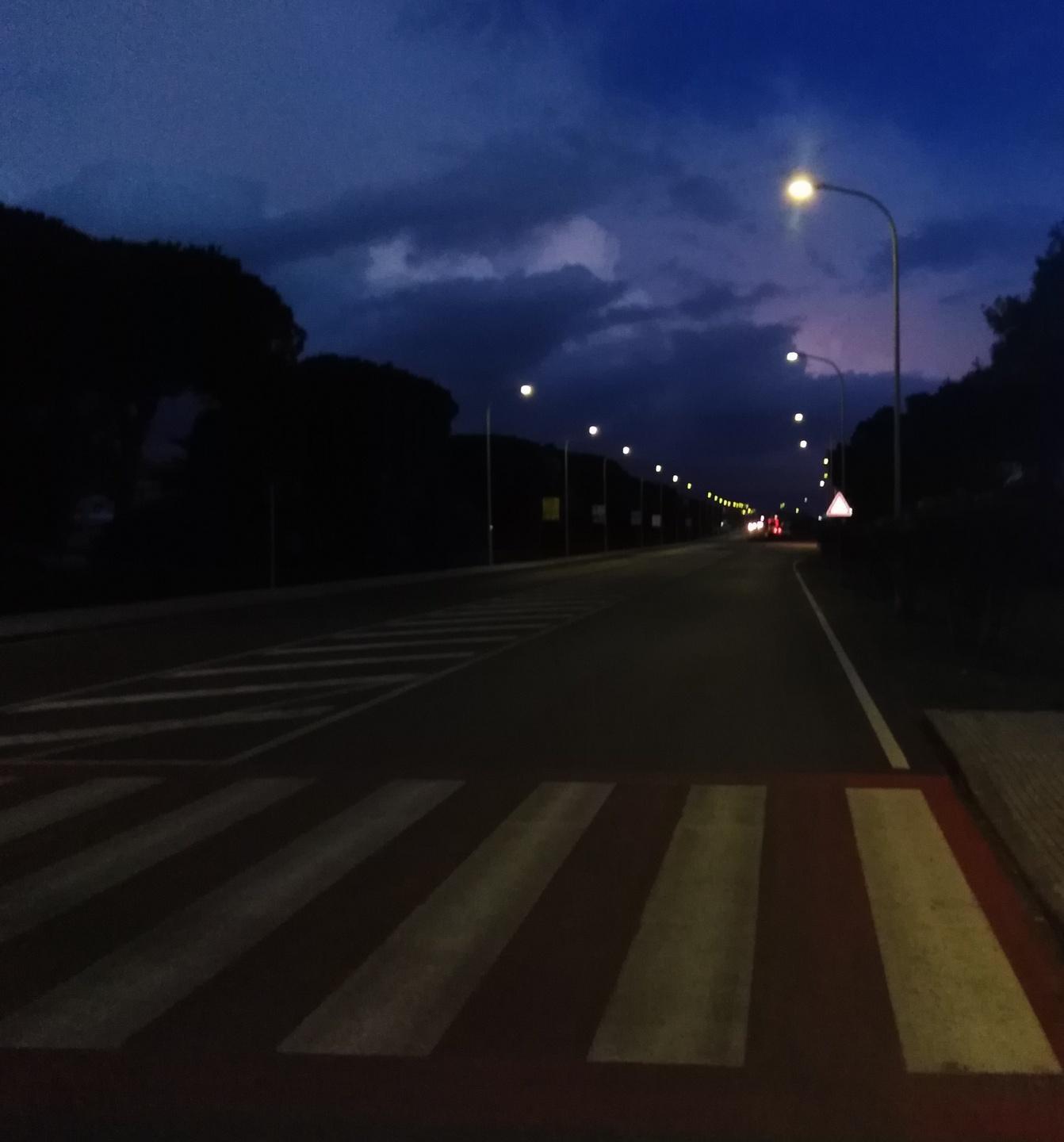 Illuminazione a Led in vicolo Brin nuovi lampioni in via Sassari 