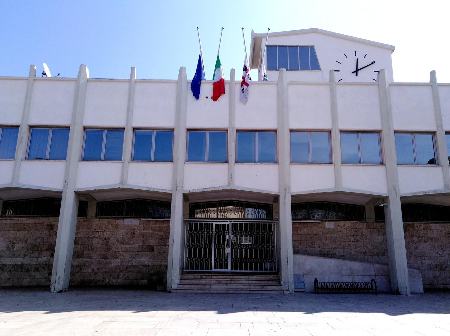 Uffici comunali, la ripartenza è troppo lenta 