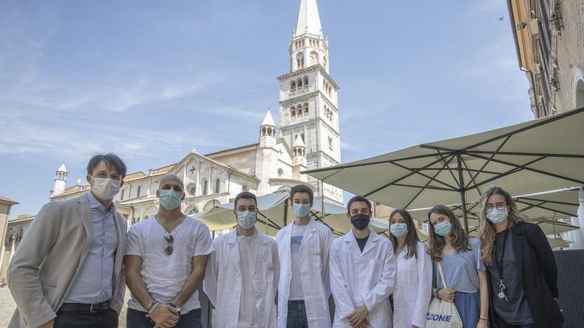 Modena Arriva la protesta dei giovani medici «Di questo passo andremo all’estero»