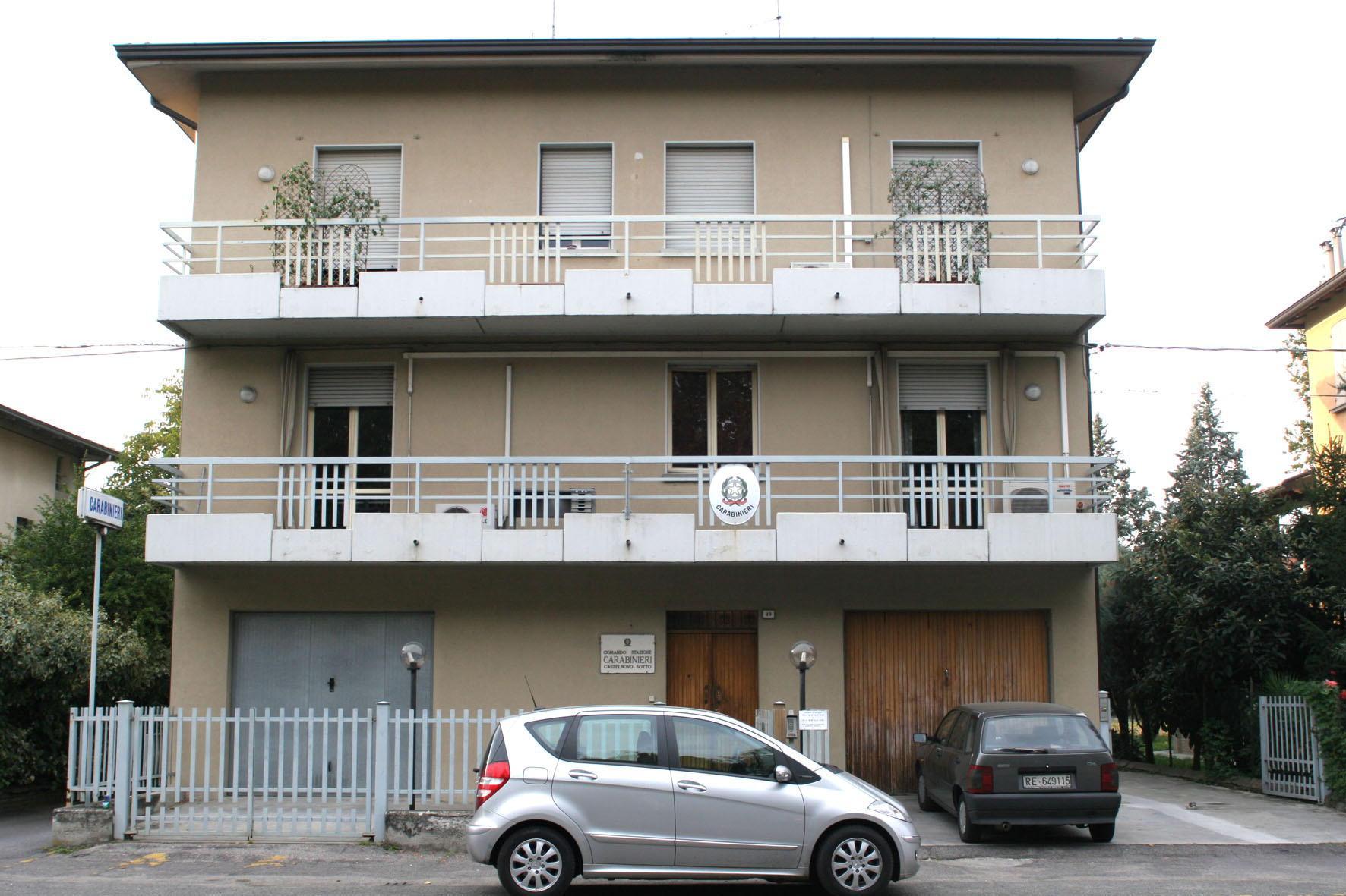 La caserrma dei carabinieri di Castelnovo Sotto