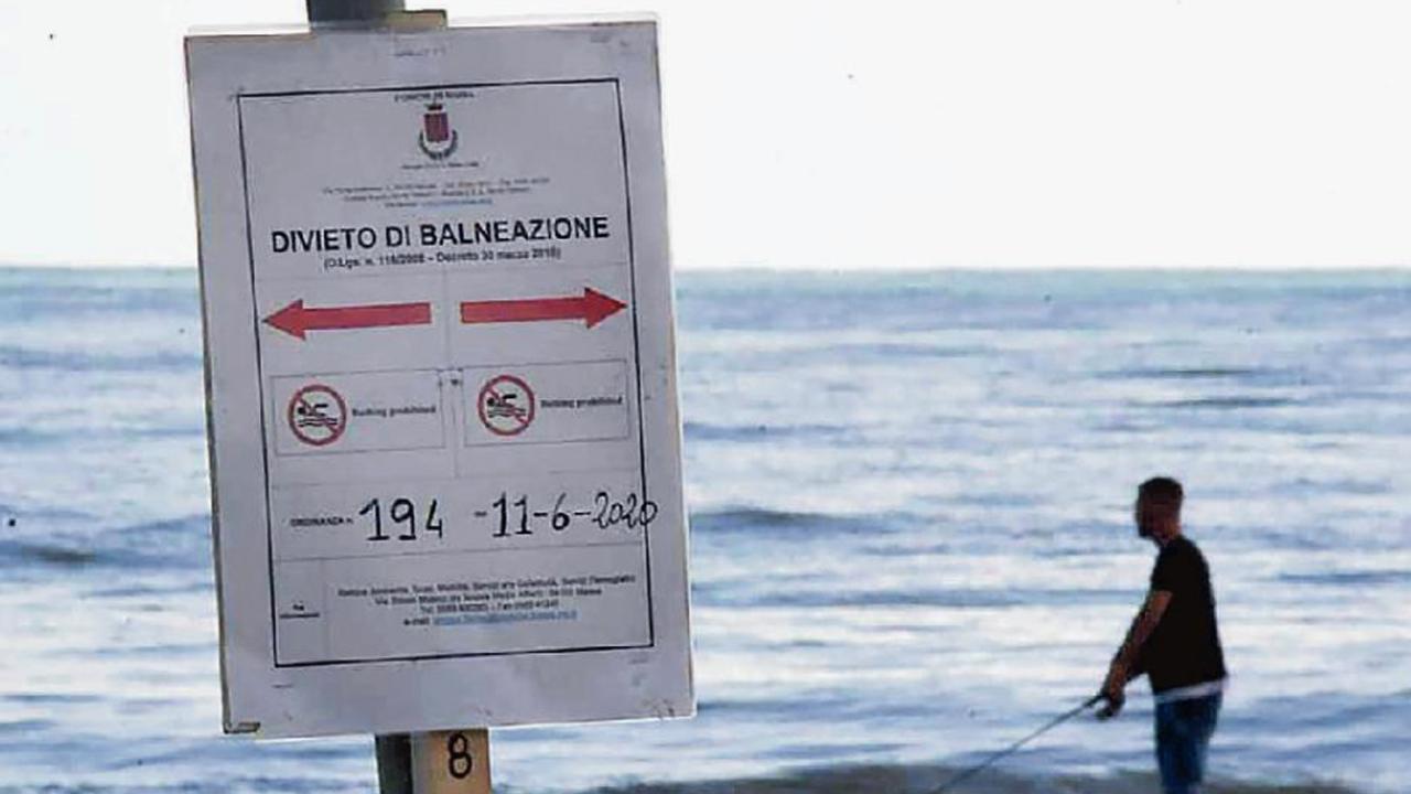 Il sindaco Persiani: «Bagni vietati, la Regione faccia il suo»