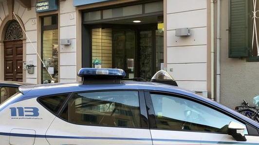 Arrestati per spinte e minacce ai vigilantes del supermarket