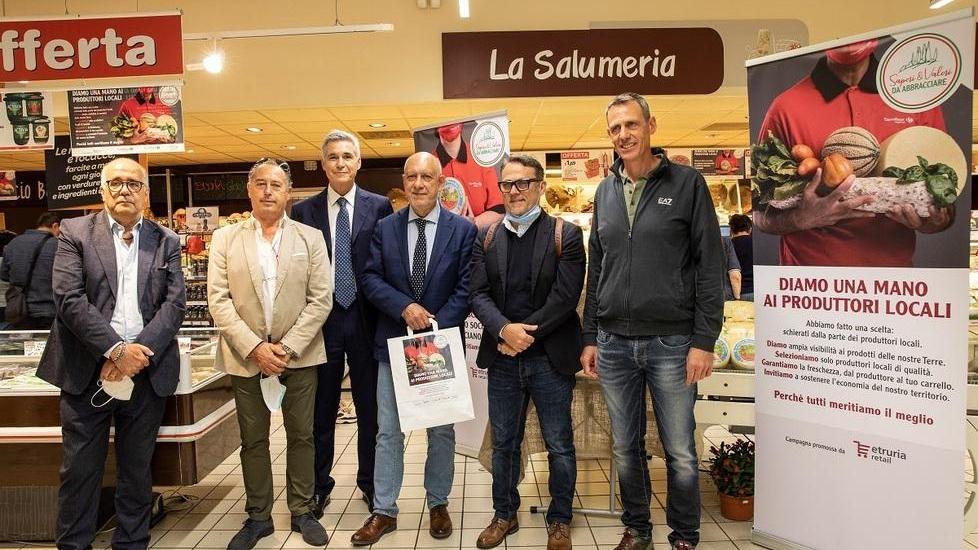 «Diamo una mano ai produttori locali» Carrefour in campo