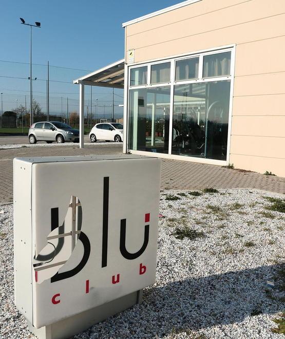 Palestra Blu in vendita a duecentomila euro 