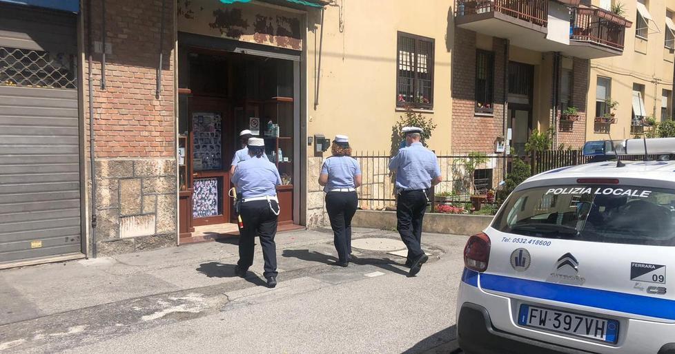 Lodi fa chiudere un negozio