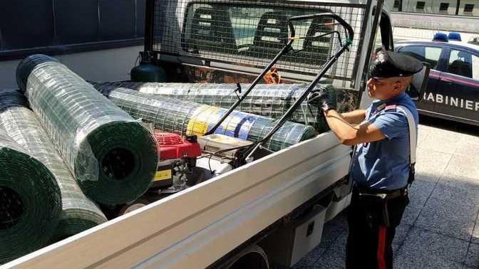 Assalto armato in una casa a Corporeno, ma un passante li sorprende