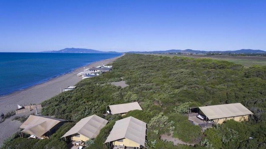 Comfort e vacanze da sogno: un villaggio in Maremma eletto il re del “glamping”