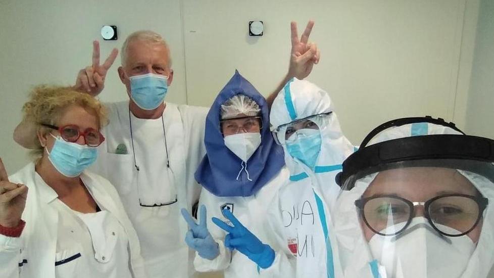 Il coronavirus visto da chi è stato in prima linea. «Ho ancora davanti i volti di quelli che non ce l’hanno fatta»