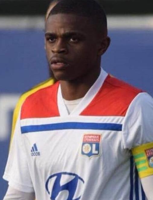 Il Milan si consola con Kalulu baby talento del Lione Kluivert verso l’Arsenal