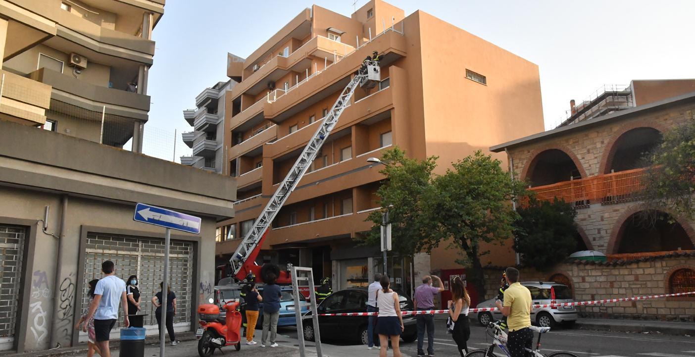 Colpita in terrazzo, «viva per miracolo» 