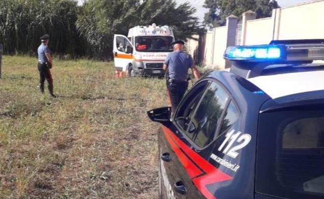 Tenta di darsi fuoco sulla tomba della madre, salvata dai carabinieri 43enne di Serramanna 