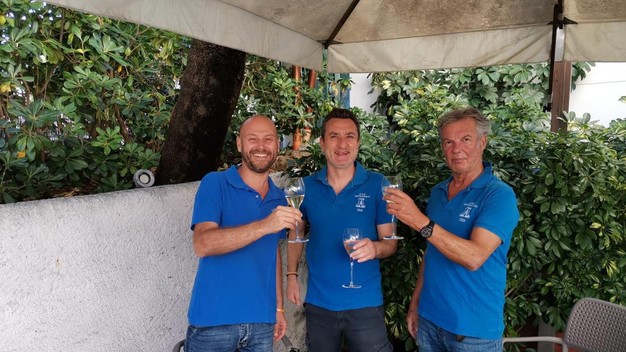 Il Castiglioncello vola in Promozione. La felicità di Deri: «Il risultato di un bel lavoro»