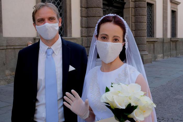 Via libera ai matrimoni ma il settore è in ginocchio