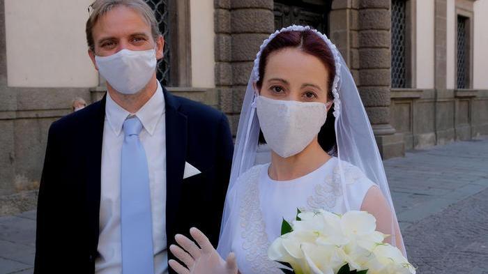 Via libera ai matrimoni ma il settore è in ginocchio