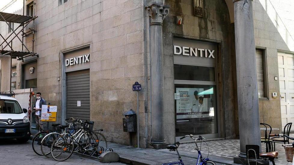 Rate, diffide, denunce: i consigli ai beffati del caso Dentix