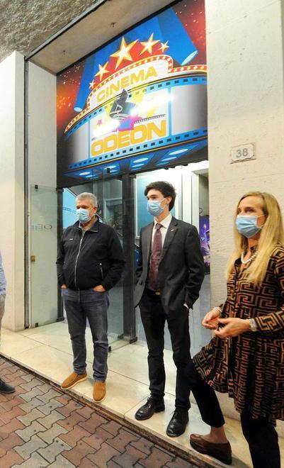 I cinema da oggi possono riaprire, ma i gestori prendono tempo 