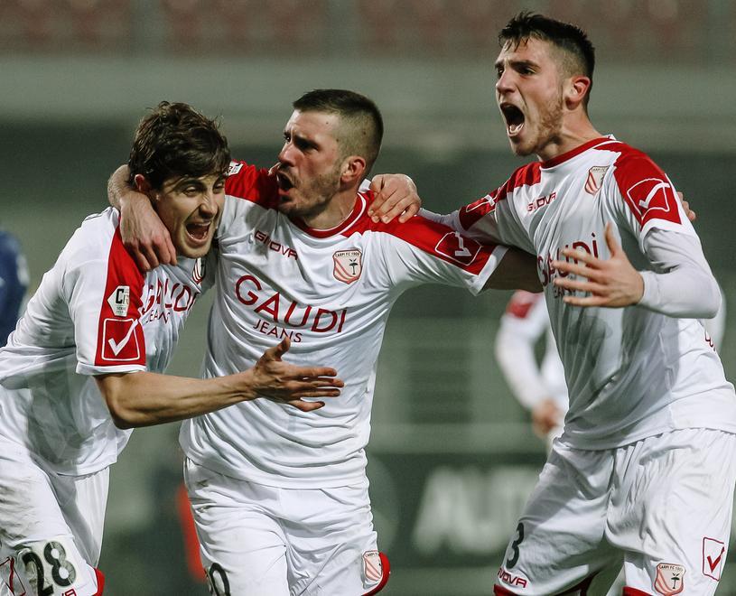 Il Carpi inizia a scaldare i motori per il debutto e punta sul Cabassi 