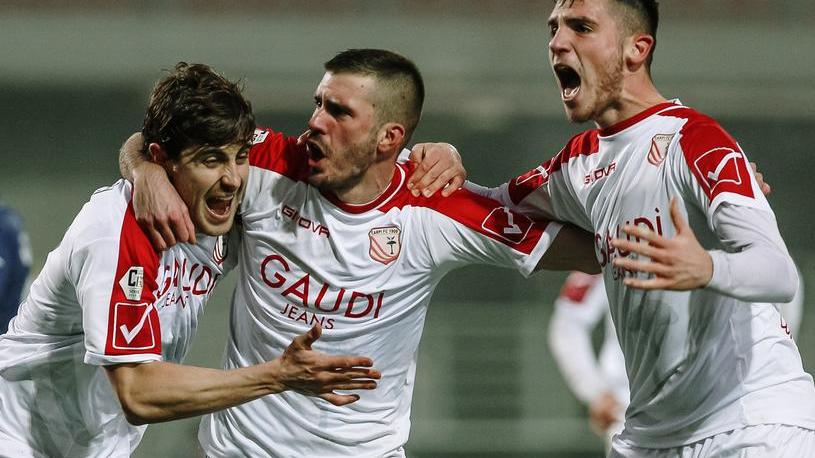 Il Carpi inizia a scaldare i motori per il debutto e punta sul Cabassi