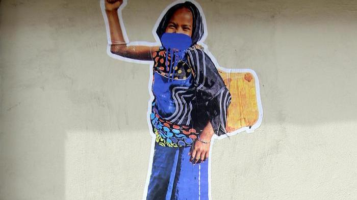 Omaggio dello street artist Ozmo alla sposa bambina di Montanelli