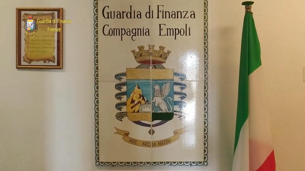 Empoli: società evade Iva per 450mila euro, sequestrati 6 unità immobiliari e 10 auto