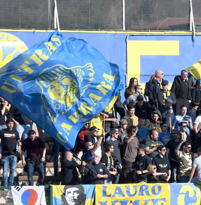 Il club chiama a raccolta i tifosi: «Abbiamo bisogno di voi»