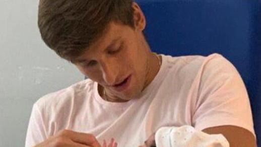 La promessa di papà Ambrosio «Ora voglio un trofeo per Aurora»