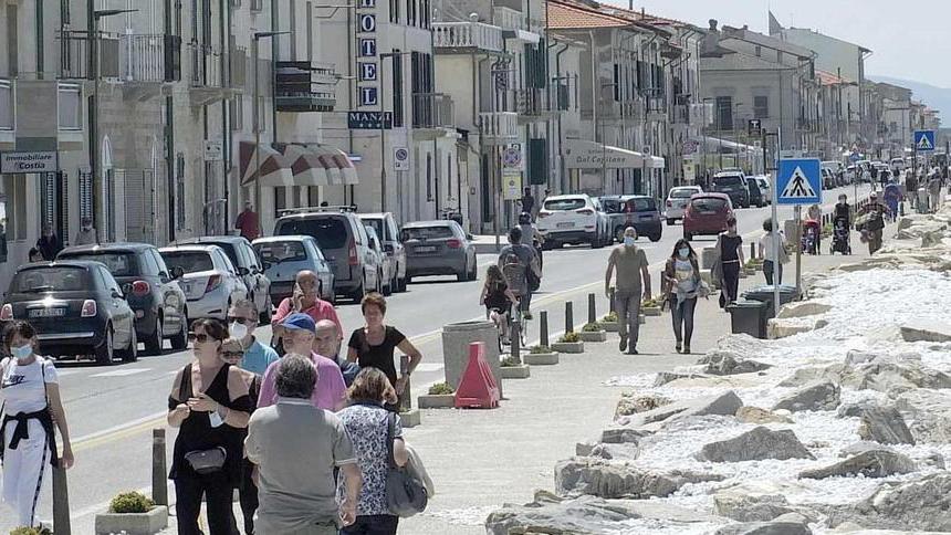 La pedonalizzazione del lungomare agita anche il consiglio