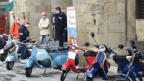 Il Mercato antiquario in piazza un ritorno che piace ai pistoiesi