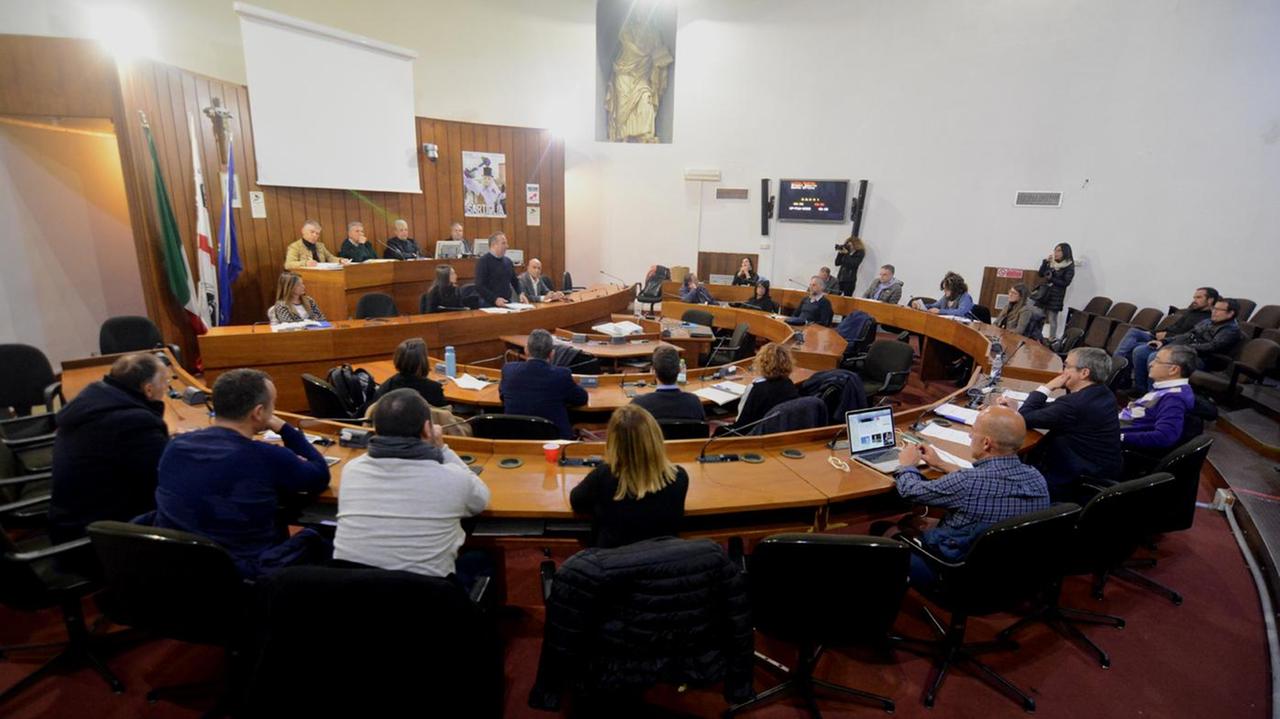 L’appello delle opposizioni: «Valorizzate gli artisti locali»