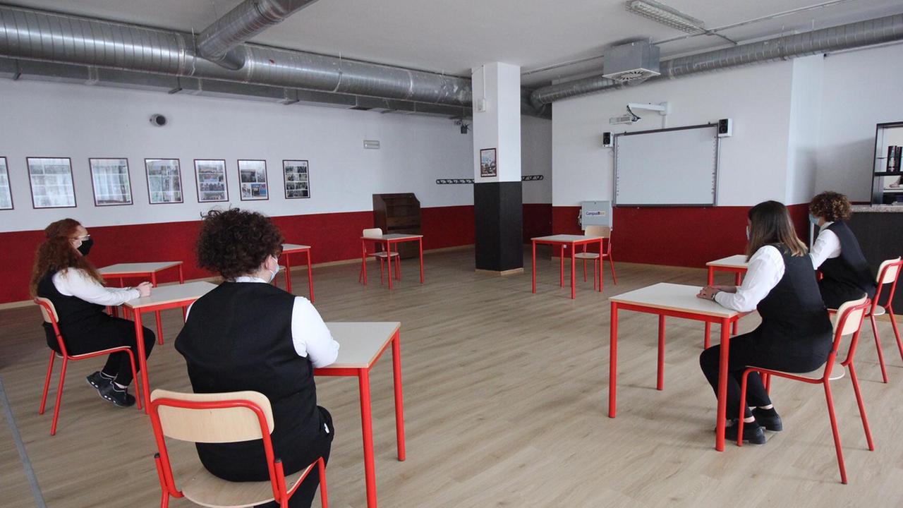 Prove di maturità in un’aula dell’istituto Datini