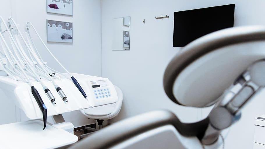 Studio Marraffino cerca 2 igienisti dentali