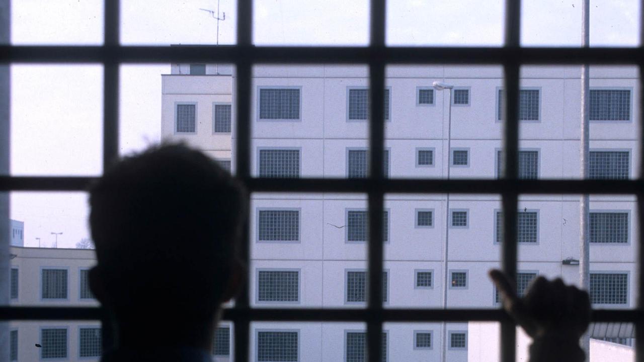 Funzionari pedagogici per le carceri toscane
