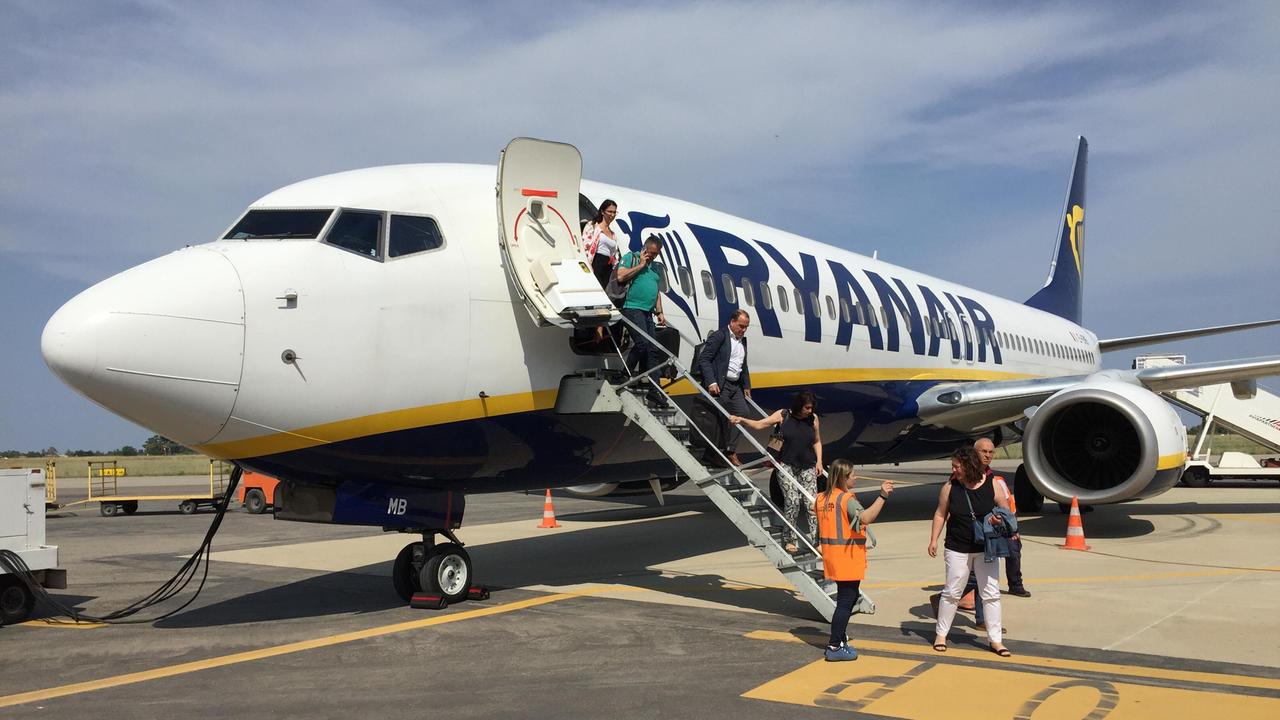 Ryanair riprende i voli da Pisa: sono 42 le rotte previste per questa estate