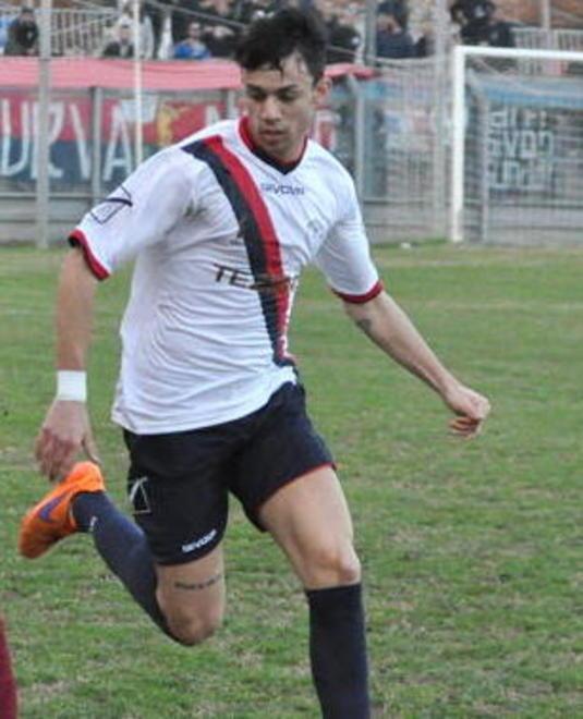 Brunetti torna in campo con la casacca rossoblù 