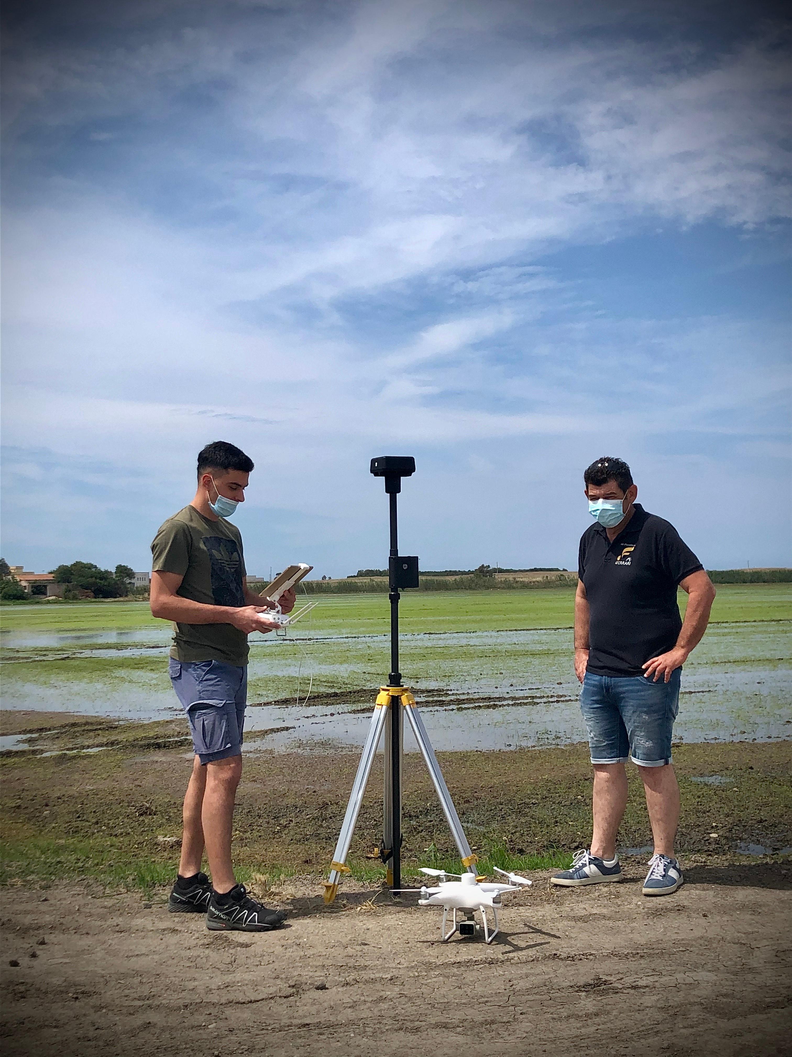 Oristano, risparmiare acqua e tutelare l'ambiente: la coltura del riso si affida a droni e software