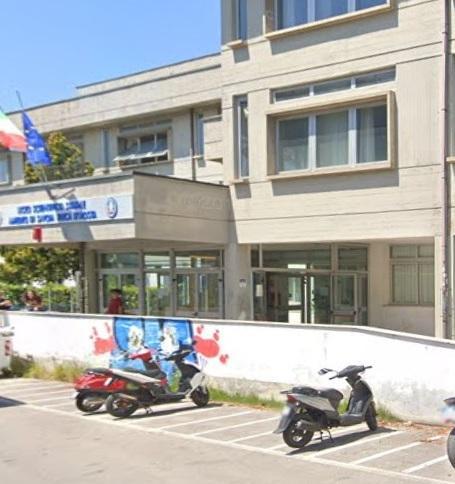 Allarme allo Scientifico di Pistoia per le prime classi: «Una sarà smembrata» 